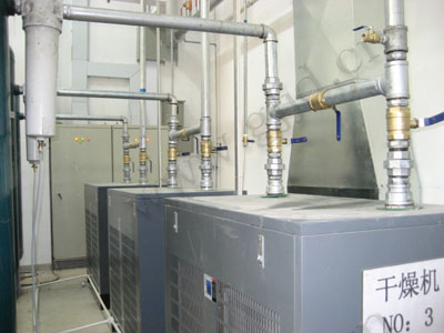 空壓機(jī)房配電、氣管、風(fēng)管工程